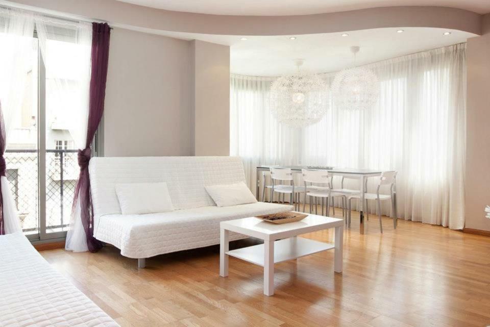 Sagrada Familia Apartment 265 Барселона Экстерьер фото